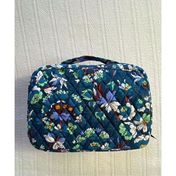 VERA BRADLEY Large Blush & Brush Makeup Case - Floral Bursts - Picture 2 of 8
